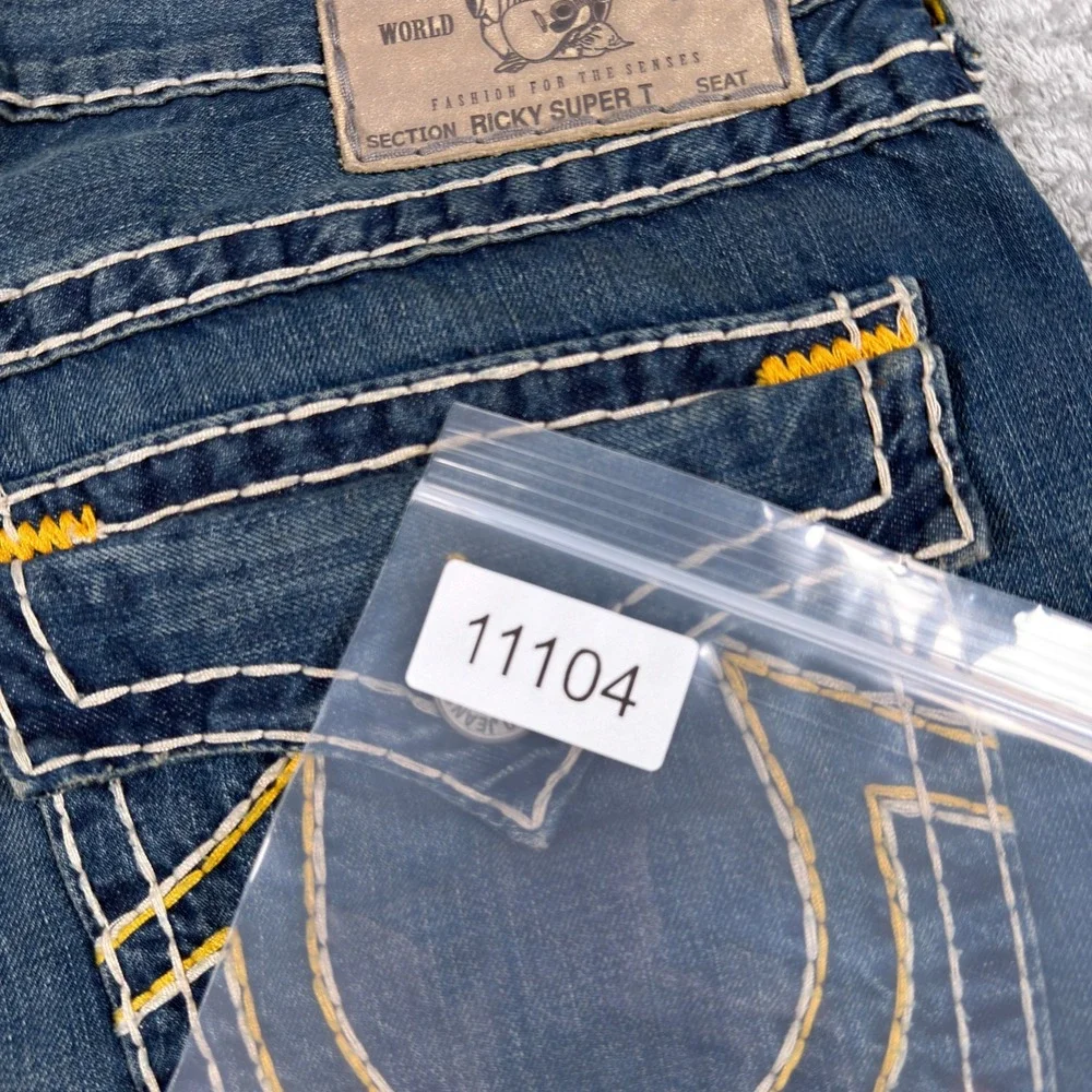 True Religion Jeans Mens 38x34 Ricky Super T Straight Leg Blue Distressed Denim